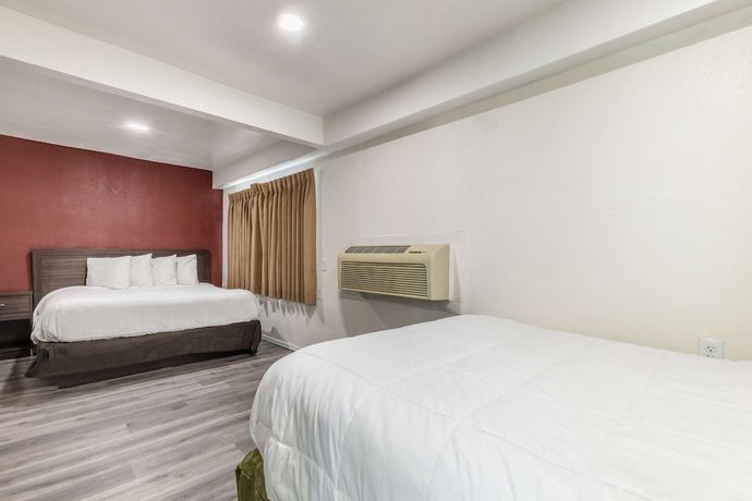 Imagen de la habitación del Hotel Econo Lodge, Needles. Foto 16