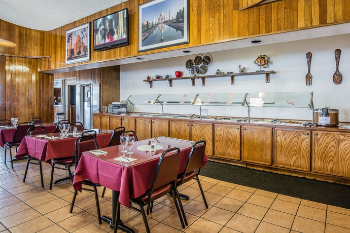 Imagen del bar/restaurante del Hotel Econo Lodge New Reno - Sparks Convention Center. Foto 1