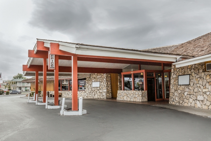 Imagen de los exteriores del Hotel Econo Lodge New Reno - Sparks Convention Center. Foto 8