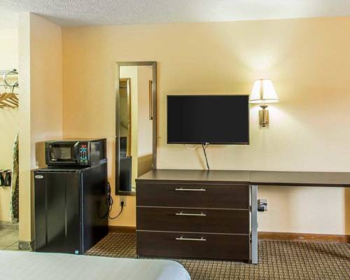 Imagen de la habitación del Hotel Econo Lodge North, Nashville - TN. Foto 11