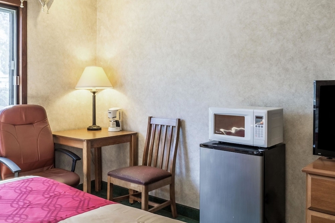 Imagen de la habitación del Hotel Econo Lodge North, Sioux Falls. Foto 2