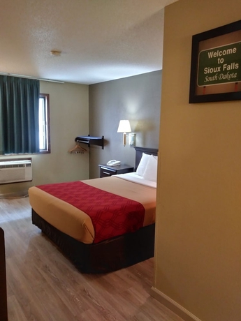 Imagen de la habitación del Hotel Econo Lodge North, Sioux Falls. Foto 5