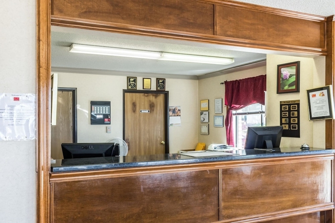 Imagen de los interiores del Hotel Econo Lodge North, Sioux Falls. Foto 13
