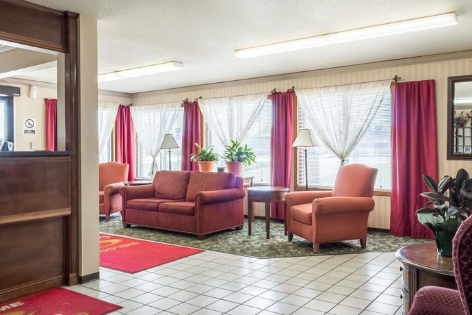 Imagen de los interiores del Hotel Econo Lodge North, Sioux Falls. Foto 16