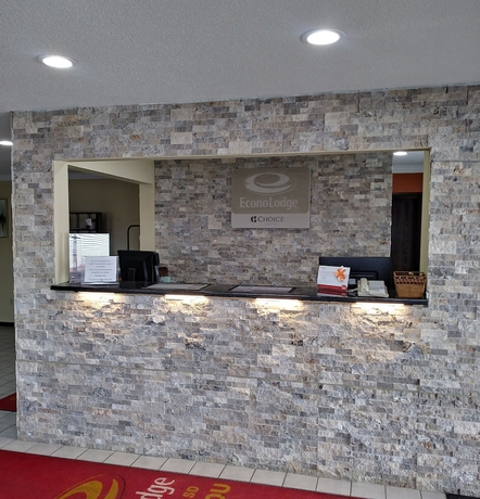 Imagen de los interiores del Hotel Econo Lodge North, Sioux Falls. Foto 19