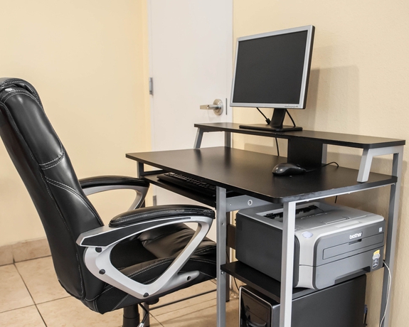 Imagen de los interiores del Hotel Econo Lodge Old Town. Foto 14