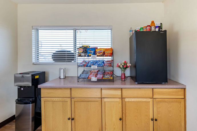 Imagen de los interiores del Hotel Econo Lodge On Historic Route 66. Foto 18