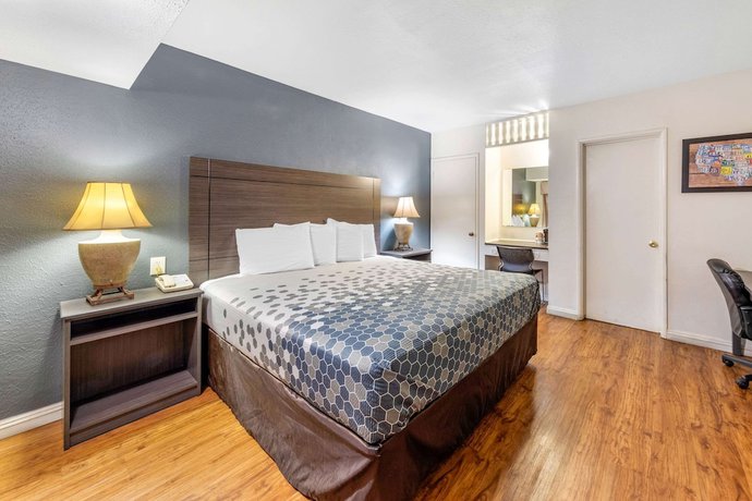 Imagen de la habitación del Hotel Econo Lodge On Historic Route 66. Foto 9