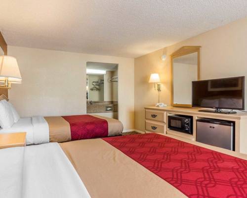 Imagen general del Hotel Econo Lodge Oxford. Foto 1