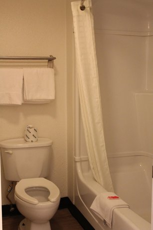 Imagen de la habitación del Hotel Econo Lodge Paducah West I-24. Foto 14