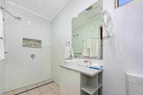 Imagen de la habitación del Hotel Econo Lodge Park Lane. Foto 1