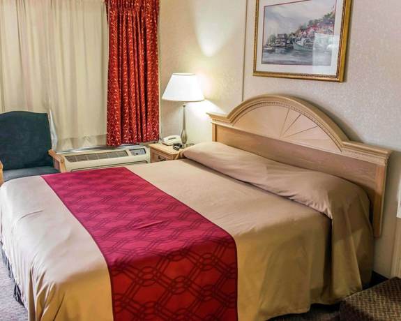 Imagen de la habitación del Hotel Econo Lodge Perry. Foto 11