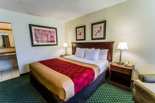 Imagen de la habitación del Hotel Econo Lodge Port Canaveral Area. Foto 2