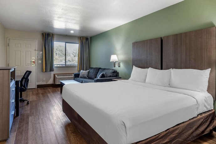 Imagen de la habitación del Hotel Econo Lodge Portland Airport. Foto 6