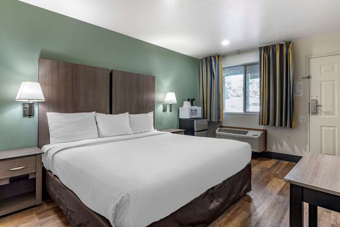 Imagen de la habitación del Hotel Econo Lodge Portland Airport. Foto 10