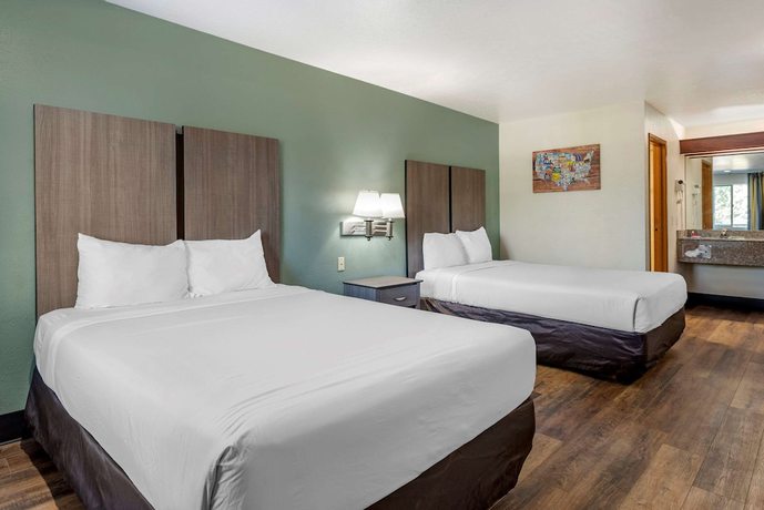 Imagen de la habitación del Hotel Econo Lodge Portland Airport. Foto 14