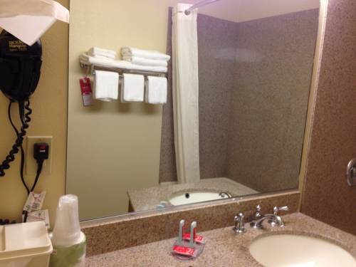 Imagen de la habitación del Hotel Econo Lodge Portland City Center. Foto 6