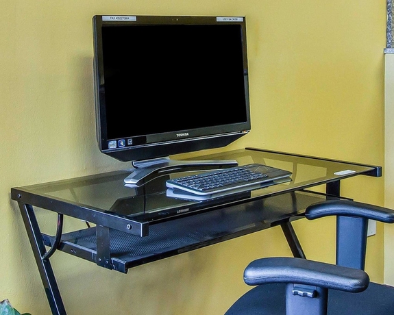 Imagen de los interiores del Hotel Econo Lodge Purcell. Foto 15