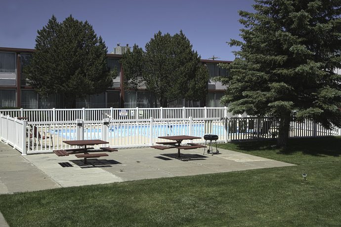 Imagen de la piscina del Hotel Econo Lodge, RAWLINS. Foto 18