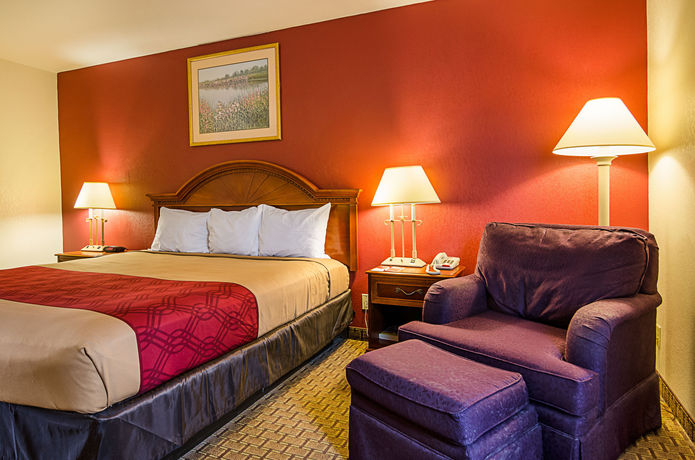 Imagen de la habitación del Hotel Econo Lodge Richmond. Foto 3