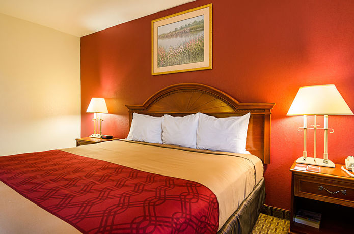 Imagen de la habitación del Hotel Econo Lodge Richmond. Foto 5