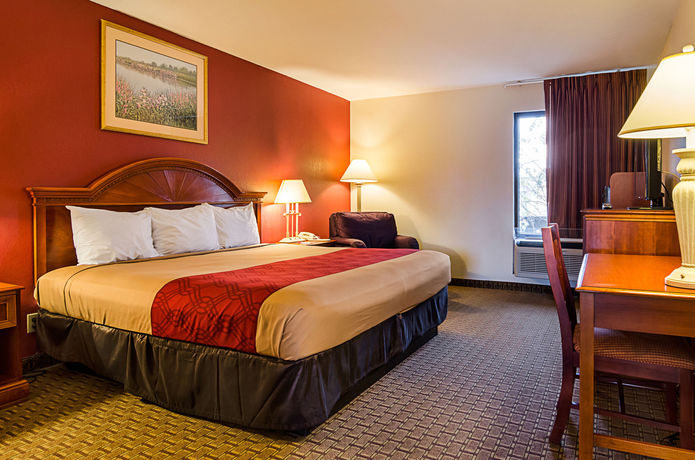 Imagen de la habitación del Hotel Econo Lodge Richmond. Foto 6
