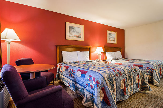 Imagen de los interiores del Hotel Econo Lodge Richmond. Foto 15