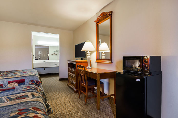 Imagen de la habitación del Hotel Econo Lodge Richmond. Foto 10