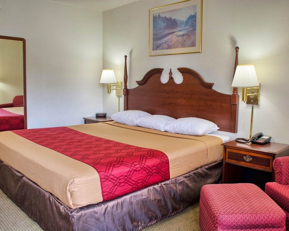 Imagen de la habitación del Hotel Econo Lodge, Richmond. Foto 4
