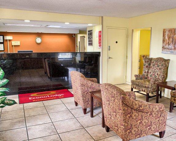 Imagen de los interiores del Hotel Econo Lodge, Richmond. Foto 17
