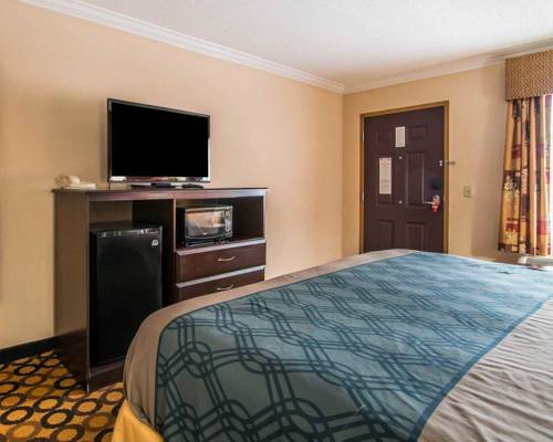 Imagen de la habitación del Hotel Econo Lodge Richmond Hill. Foto 4
