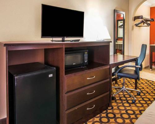 Imagen de la habitación del Hotel Econo Lodge Richmond Hill. Foto 9
