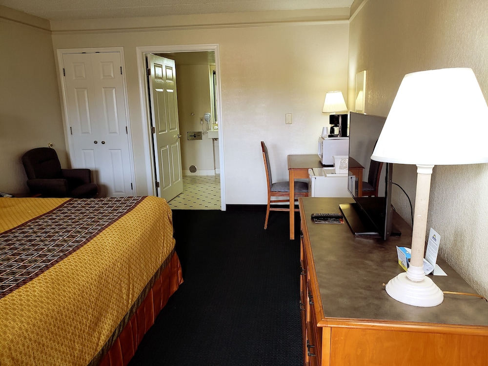 Imagen de la habitación del Hotel Econo Lodge Richmond-North Chesterfield. Foto 8