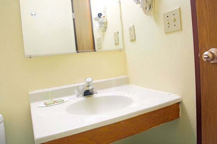 Imagen de la habitación del Hotel Econo Lodge, SPRING LAKE. Foto 8