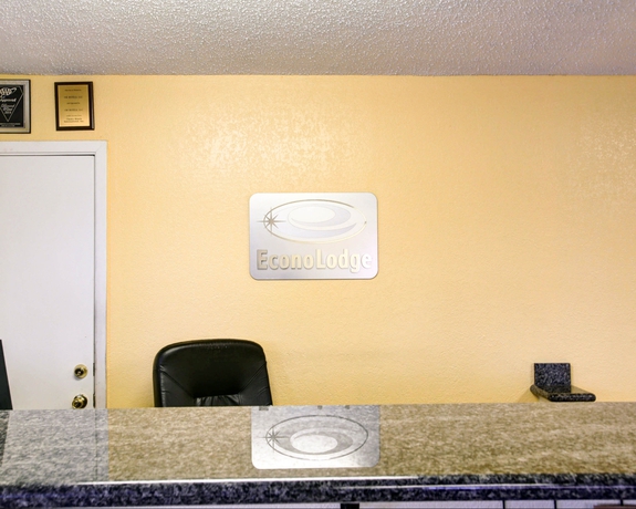 Imagen de los interiores del Hotel Econo Lodge San Marcos University Area. Foto 13