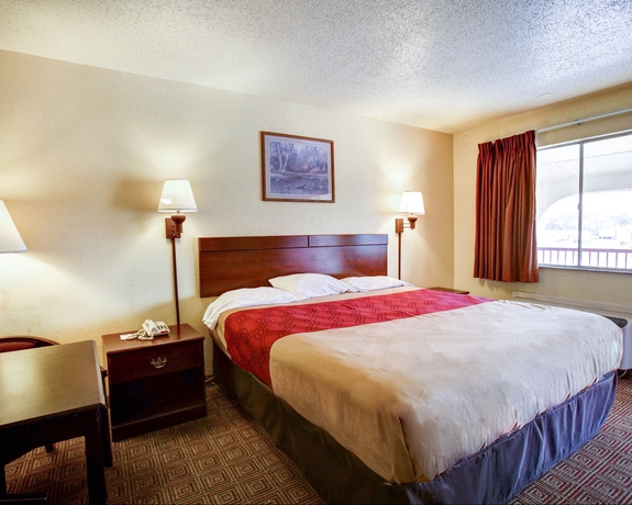 Imagen de la habitación del Hotel Econo Lodge San Marcos University Area. Foto 10