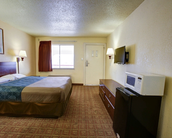 Imagen de los interiores del Hotel Econo Lodge San Marcos University Area. Foto 16