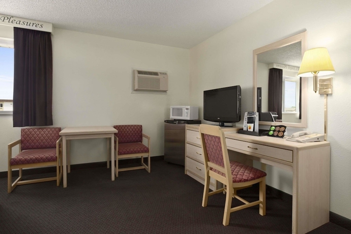 Imagen de la habitación del Hotel Econo Lodge, Scottsbluff. Foto 8