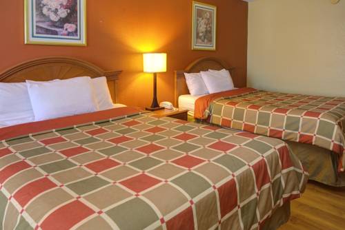 Imagen de la habitación del Hotel Econo Lodge Sevierville-pigeon Forge On The River. Foto 3