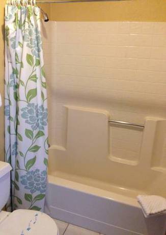 Imagen de la habitación del Hotel Econo Lodge Sevierville-pigeon Forge On The River. Foto 10