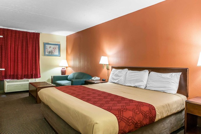 Imagen de la habitación del Hotel Econo Lodge Seymour. Foto 6