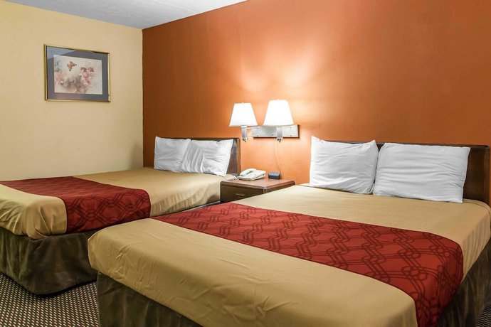 Imagen de la habitación del Hotel Econo Lodge Seymour. Foto 10