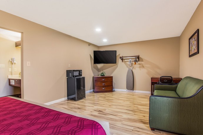 Imagen de la habitación del Hotel Econo Lodge Shelbyville. Foto 7