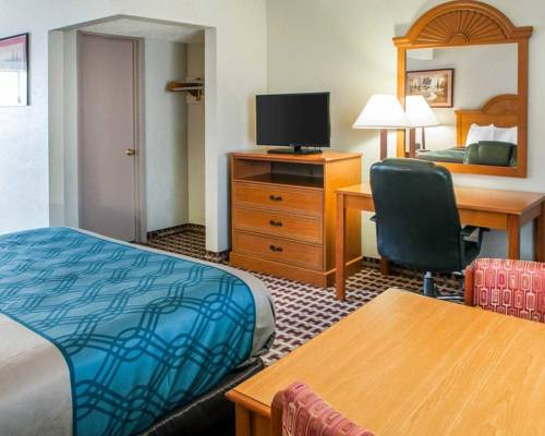 Imagen de la habitación del Hotel Econo Lodge Socorro. Foto 3