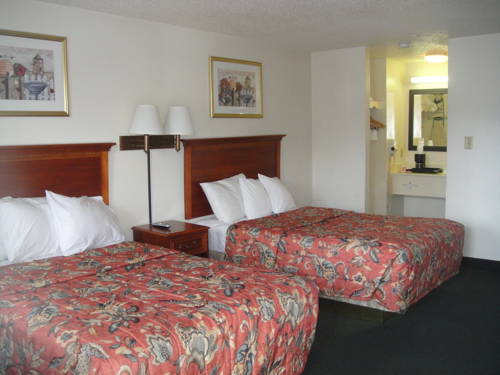 Imagen de la habitación del Hotel Econo Lodge Somers Point. Foto 6