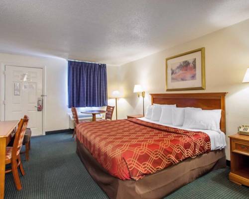 Imagen de la habitación del Hotel Econo Lodge Somers Point. Foto 8
