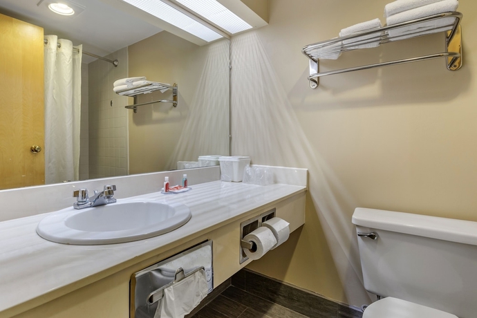 Imagen de la habitación del Hotel Econo Lodge Southern Pines. Foto 9