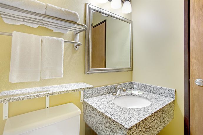 Imagen de la habitación del Hotel Econo Lodge Spotsylvania Town Center. Foto 7