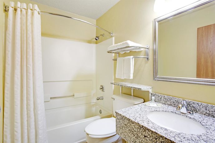 Imagen de la habitación del Hotel Econo Lodge Spotsylvania Town Center. Foto 9