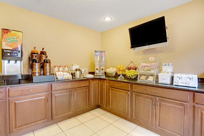 Imagen del bar/restaurante del Hotel Econo Lodge Spotsylvania Town Center. Foto 5